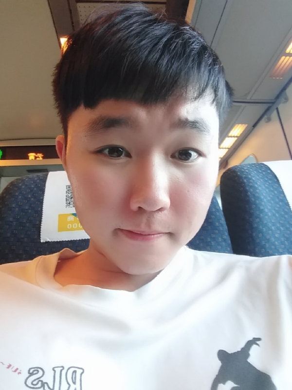 爱玉的第一张照片--新竹交友中心