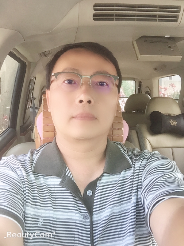 棄天帝的第一张照片--新竹交友中心