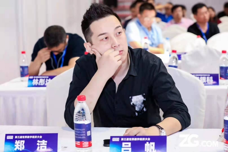 一生摯愛的第一张照片--新竹交友中心
