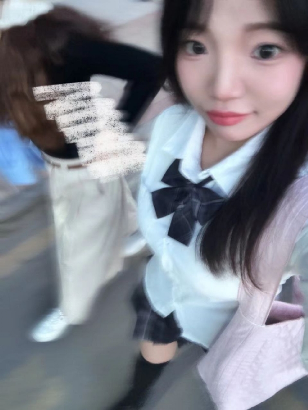 台灣小姐伊洛的第一张照片--新竹交友中心